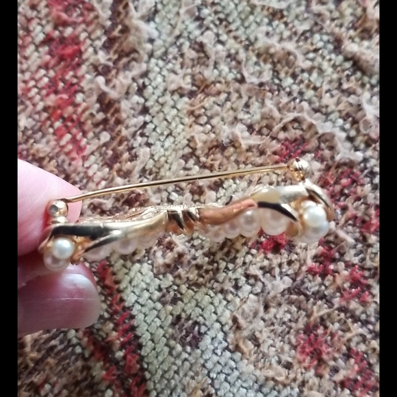 CROWN TRIFARI Pearl Bow Brooch Pin - Picture 14 of 14